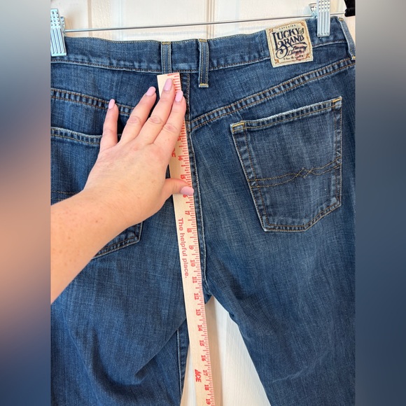 Lucky Brand Dark Blue Women's Boot Cut Jeans Size 16 Denim Jeans Classic - Picture 6 of 6